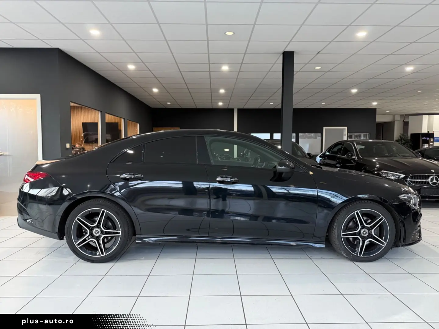 MERCEDES-BENZ CLA 180 Coupe AMG-LINE MBEAM KAMERA KEYLESS