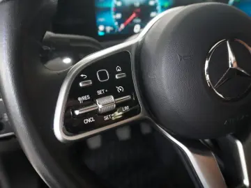 MERCEDES-BENZ CLA 200 COUPE PROGRESSIVE NAVI LED KAMERA