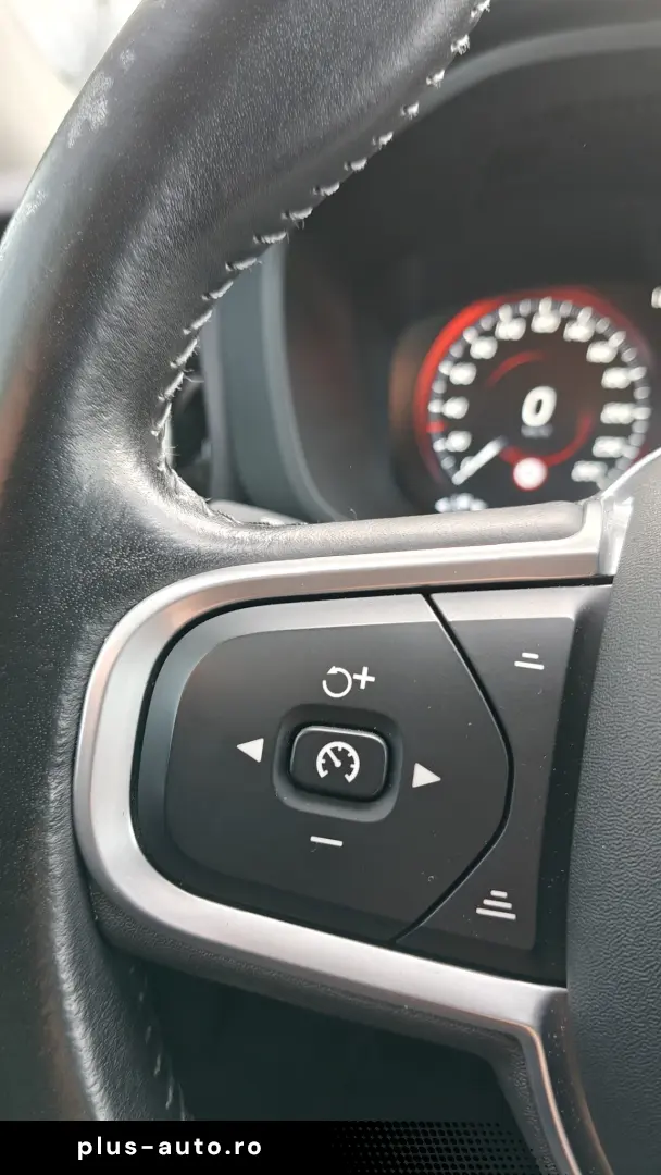 Volvo XC60 D4 FWD 190CP Aut 8tr