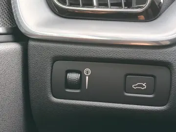 Volvo XC60 D4 FWD 190CP Aut 8tr