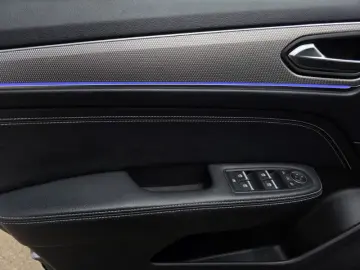 RENAULT ARKANA 1.6 E-Tech 145CP Intens