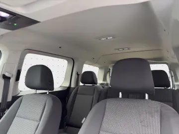 VW Caddy Maxi 2.0TDI DSG  NAVI PDC Climatronic APP