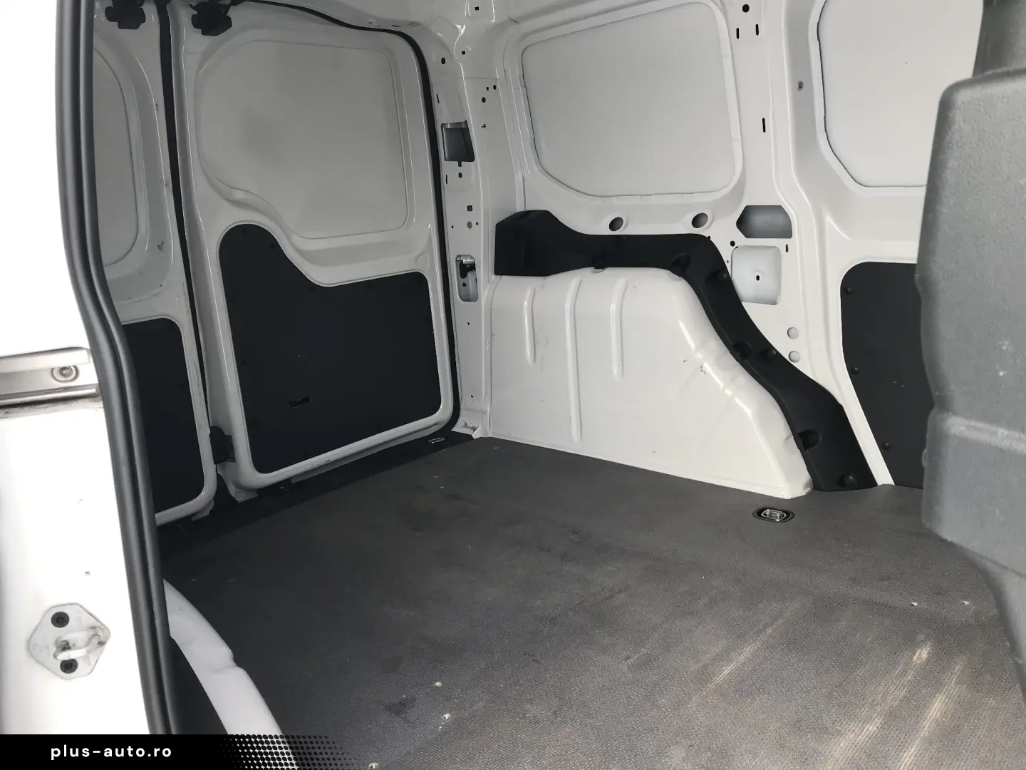 VOLKSWAGEN CADDY COMFORTLINE