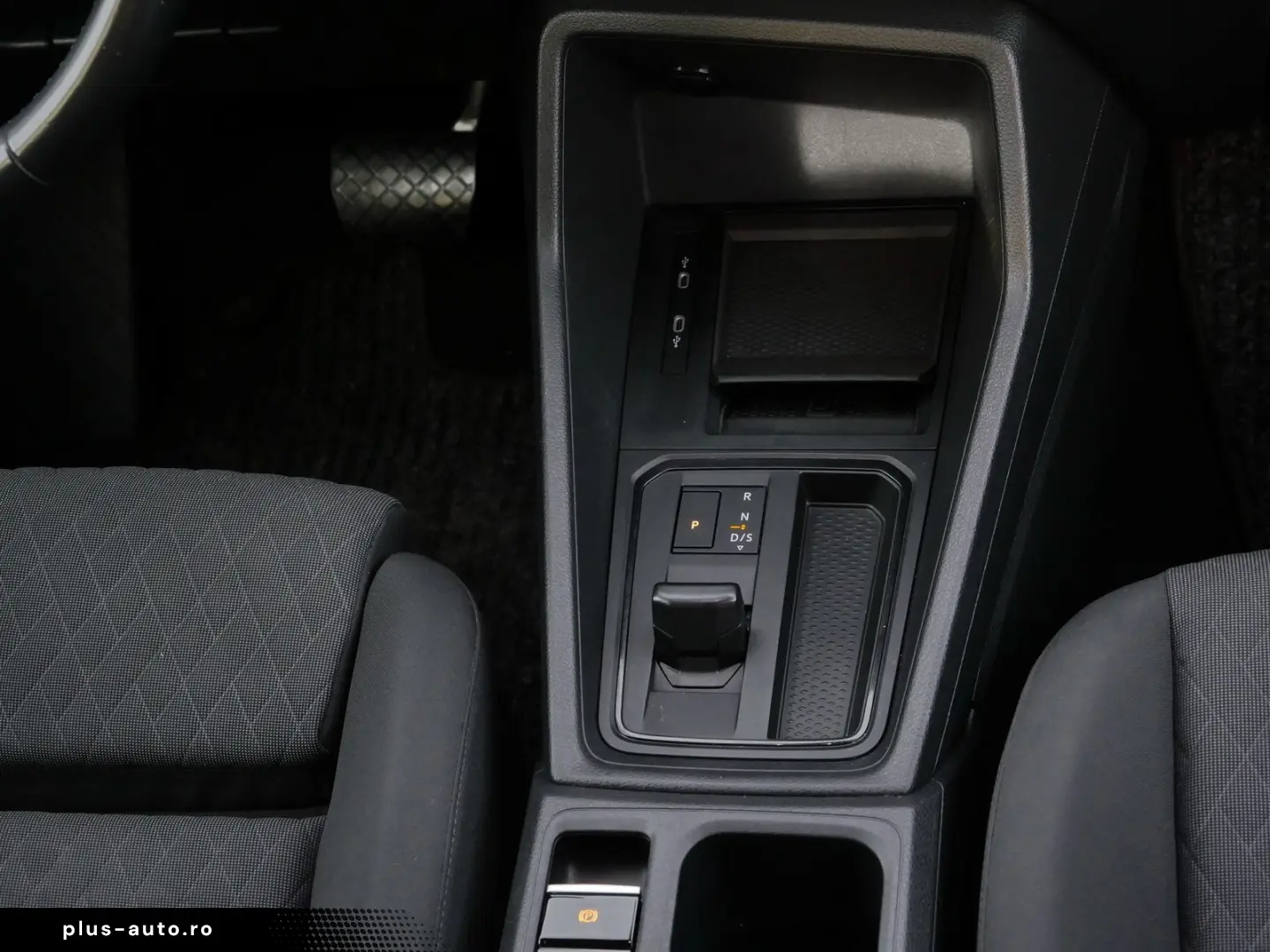 VW Caddy Maxi Life 2.0TDI RFK Klima LED GRA 7Sitze