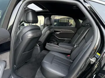 AUDI A8 50 TDI quattro PANO MATRIX STDHZG B&O HUD