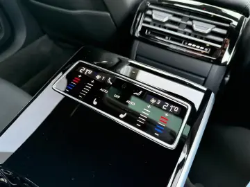 AUDI A8 50 TDI quattro PANO MATRIX STDHZG B&O HUD