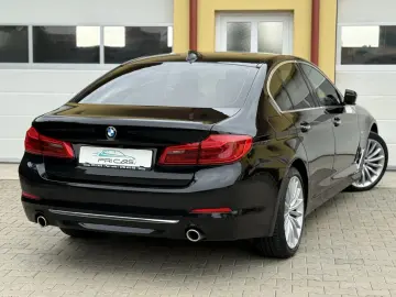 BMW Seria 5 520d xDrive Aut. Luxury Line