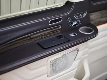 Mercedes-Benz V 300 d 4MATIC Extralong   Airmatic   VIP