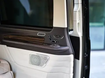 Mercedes-Benz V 300 d 4MATIC Extralong   Airmatic   VIP