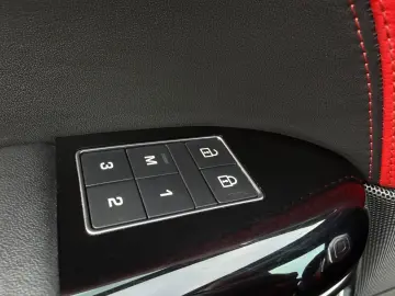 LAND ROVER Range Rover Sport P400e AUTOBIOGRAPHY Soft close