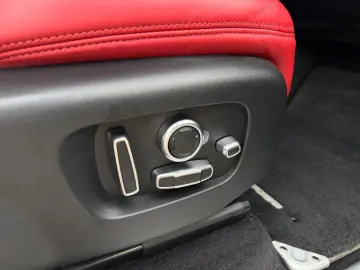 LAND ROVER Range Rover Sport P400e AUTOBIOGRAPHY Soft close