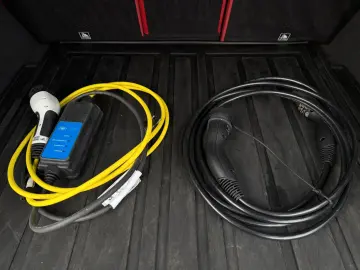 LAND ROVER Range Rover Sport P400e AUTOBIOGRAPHY Soft close