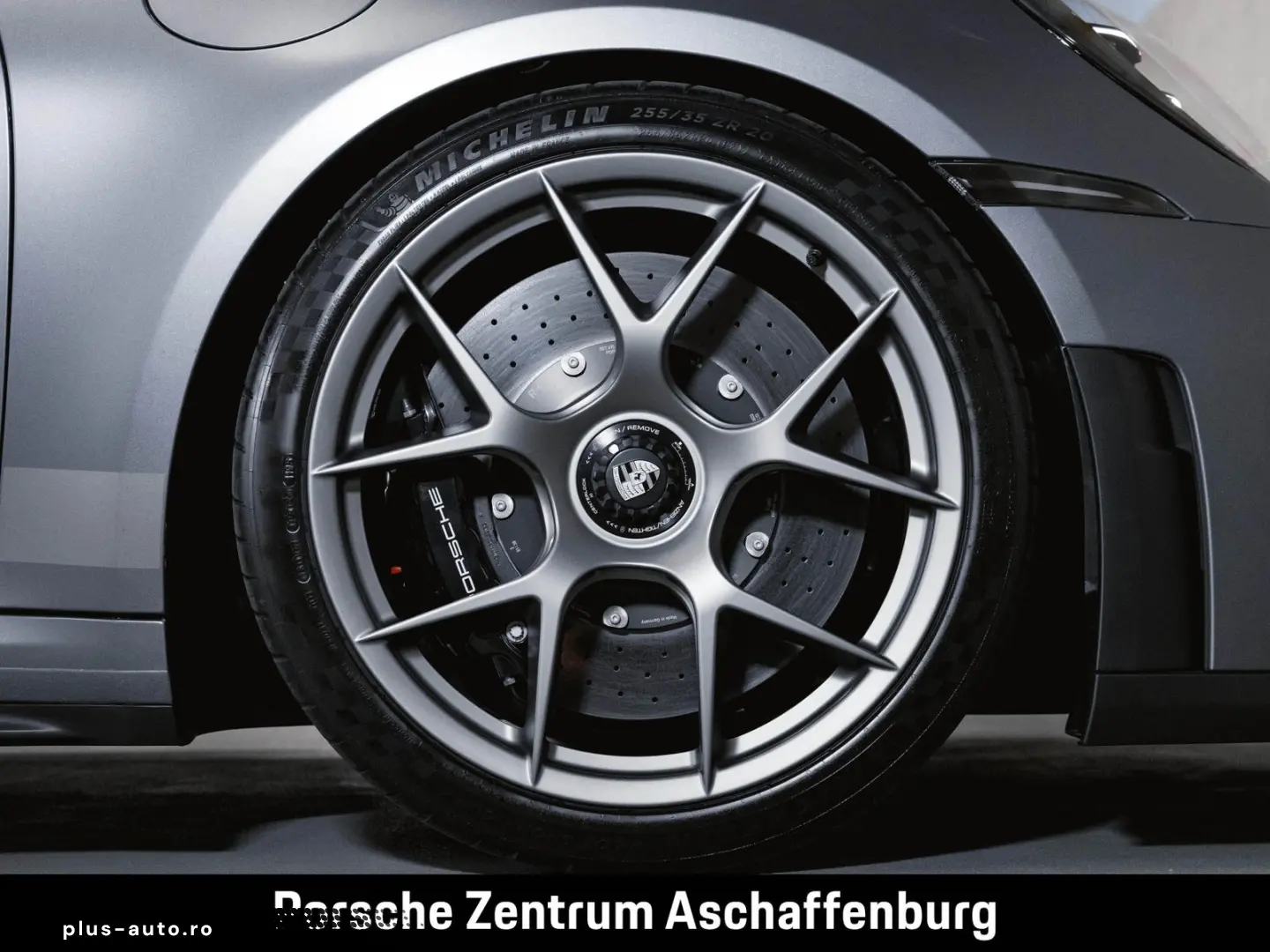 PORSCHE 911 GT3 mit Touring Paket Leichtbau Lift Chrono