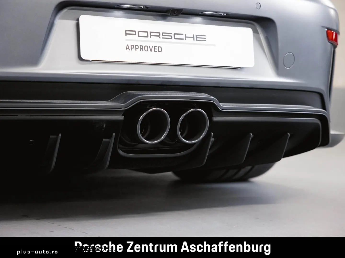 PORSCHE 911 GT3 mit Touring Paket Leichtbau Lift Chrono