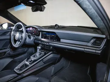 PORSCHE 911 GT3 mit Touring Paket Leichtbau Lift Chrono