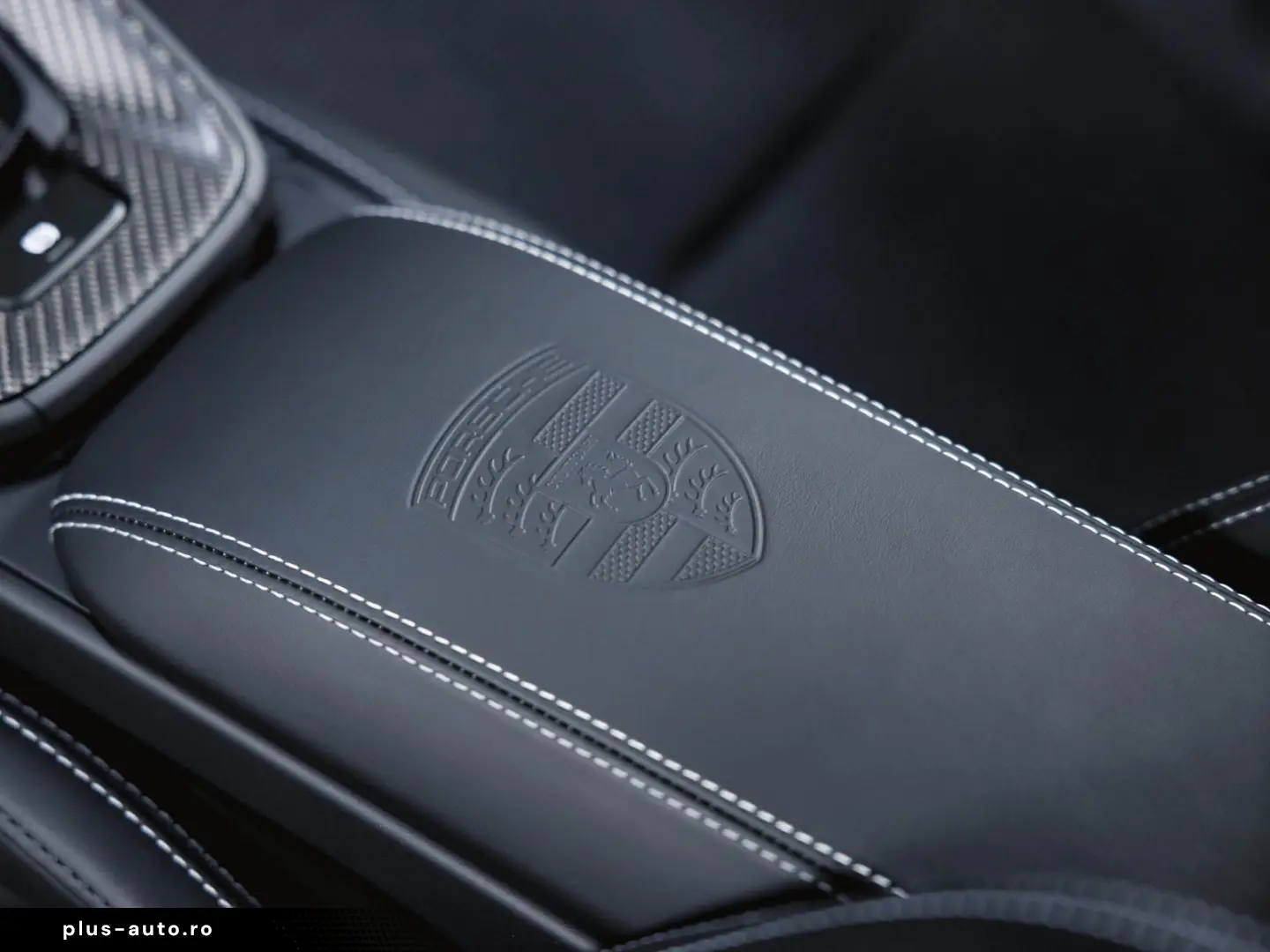 PORSCHE 911 GT3 mit Touring Paket Leichtbau Lift Chrono