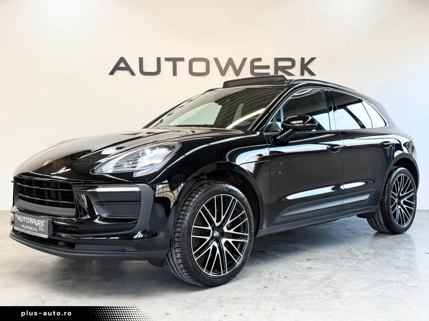 PORSCHE Macan T PANO 21  KAM
