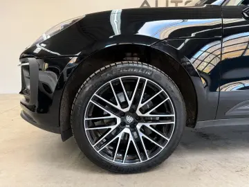 PORSCHE Macan T PANO 21  KAM