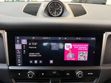 PORSCHE Macan T PANO 21  KAM