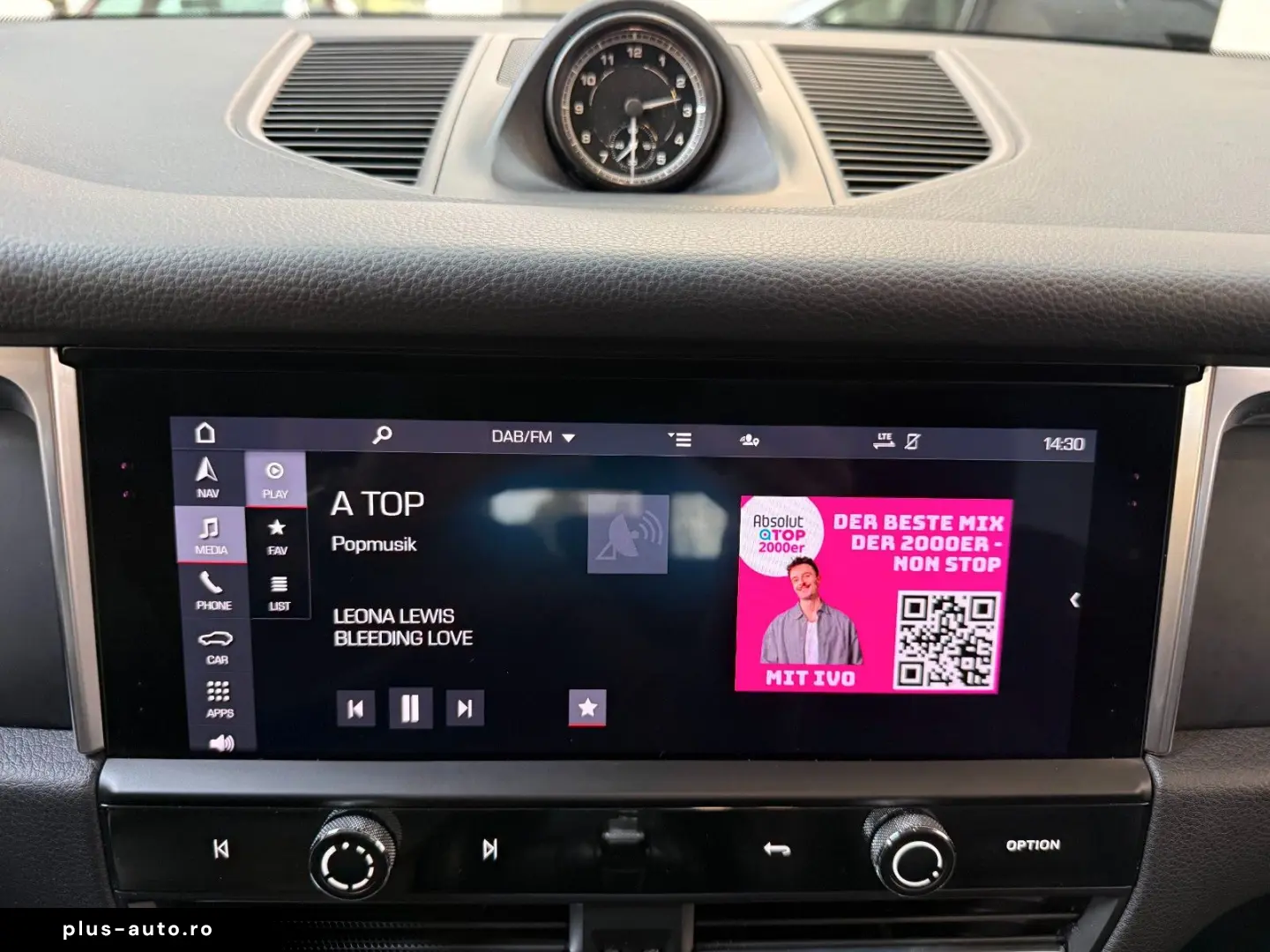 PORSCHE Macan T PANO 21  KAM