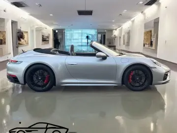 PORSCHE 992 GTS  Matrix   GT-Silber