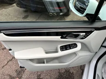 PORSCHE Macan S FACELIFT SPORTDESIGN PANO 21  LED-SC