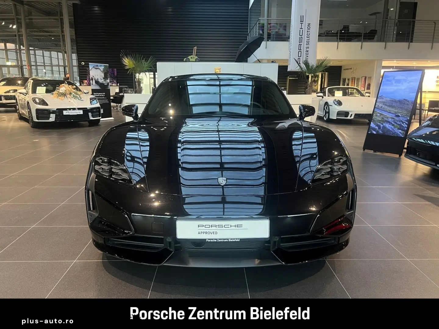 PORSCHE Taycan Turbo HA-Lenkung InnoDrive Sitzbelüftung