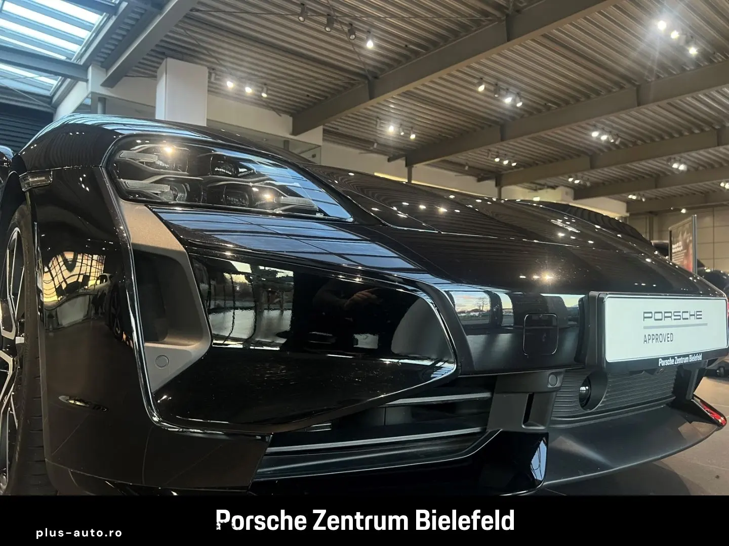 PORSCHE Taycan Turbo HA-Lenkung InnoDrive Sitzbelüftung