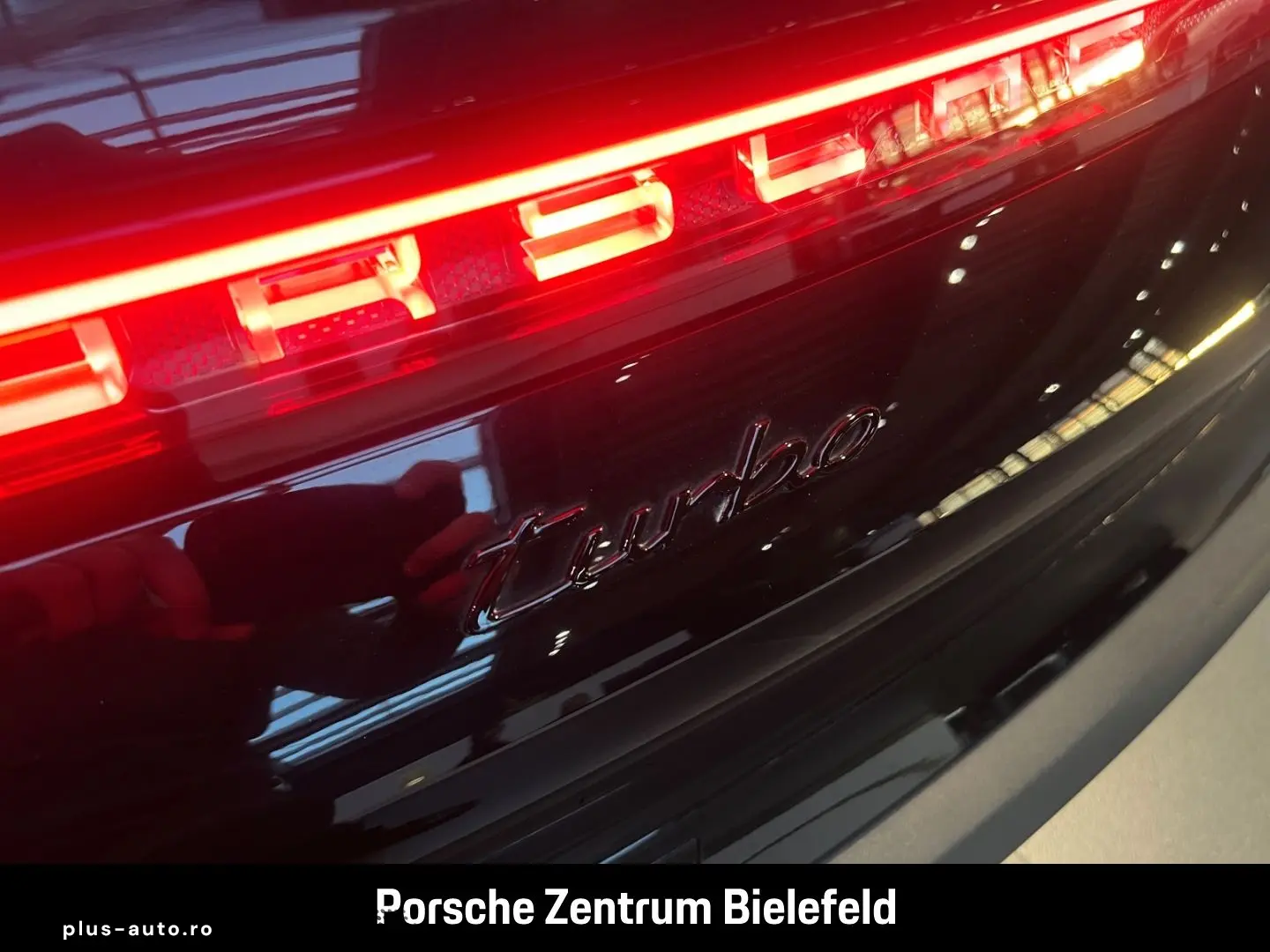 PORSCHE Taycan Turbo HA-Lenkung InnoDrive Sitzbelüftung