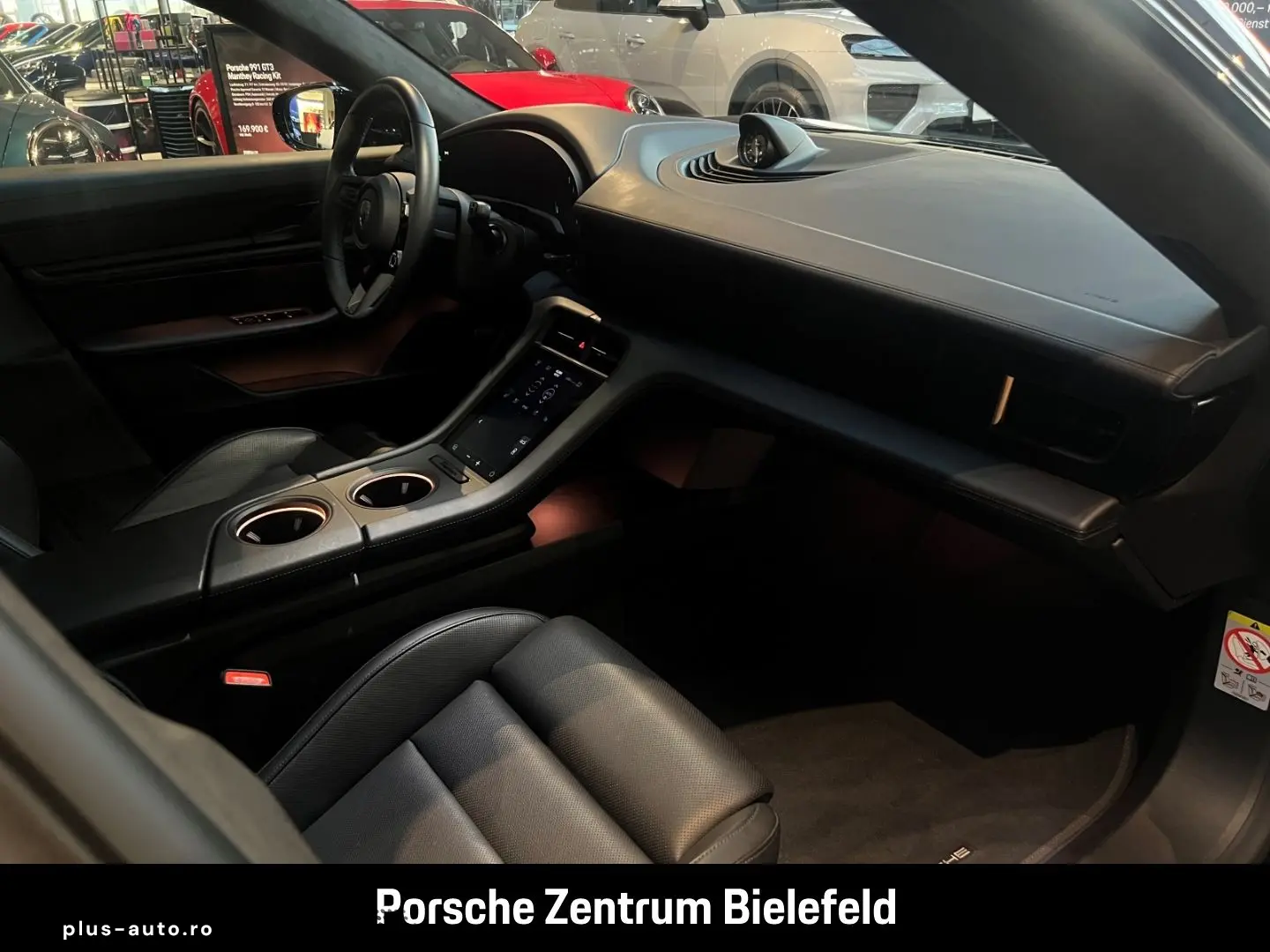 PORSCHE Taycan Turbo HA-Lenkung InnoDrive Sitzbelüftung