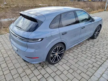 PORSCHE Cayenne 4.0 V8 GTS GTS Standheizung Burmester