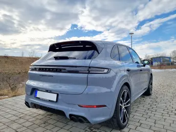 PORSCHE Cayenne 4.0 V8 GTS GTS Standheizung Burmester