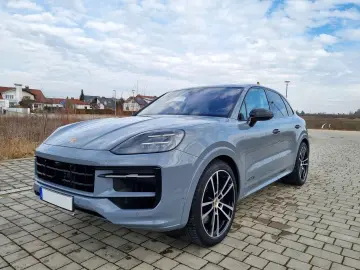 PORSCHE Cayenne 4.0 V8 GTS GTS Standheizung Burmester