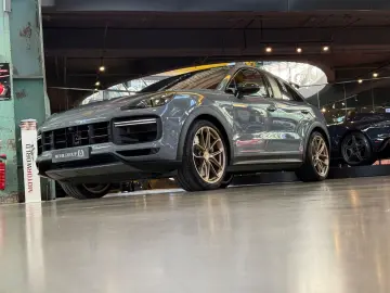 PORSCHE Cayenne Turbo GT