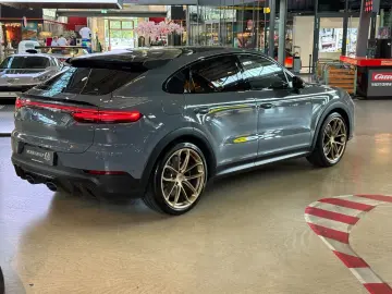 PORSCHE Cayenne Turbo GT