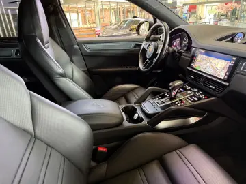 PORSCHE Cayenne Turbo GT