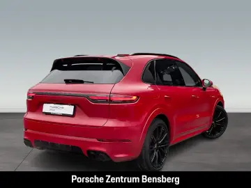 PORSCHE Cayenne GTS