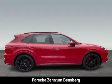 PORSCHE Cayenne GTS