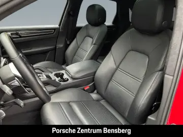 PORSCHE Cayenne GTS