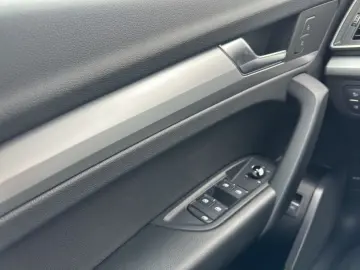 AUDI Q5 40 TFSI quattro S-tronic Smartphone Interface