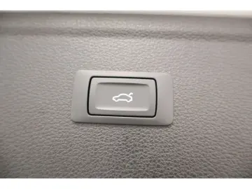 AUDI Q5 40 TDI quattro S tronic GRA LED PDC