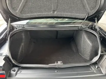 Dodge Challenger Hellcat Widebody 6.2  V8 727 CP. Nou