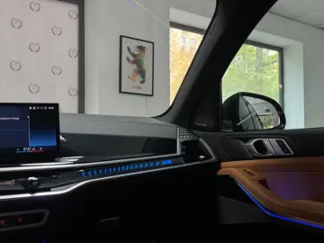 BMW X530d M-SPORT LASER PANO ICONIC KEYLESS HUD 360