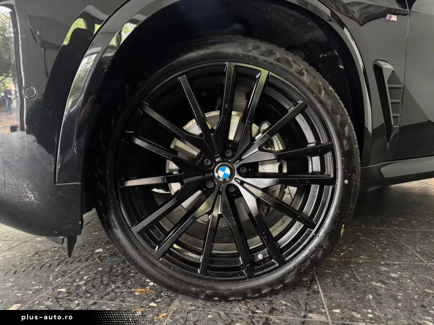 BMW X530d M-SPORT LASER PANO ICONIC KEYLESS HUD 360