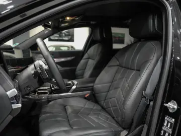 BMW 740 d xD M Sport B W-DIAMOND SKY-LOUNGE FOND-ENT