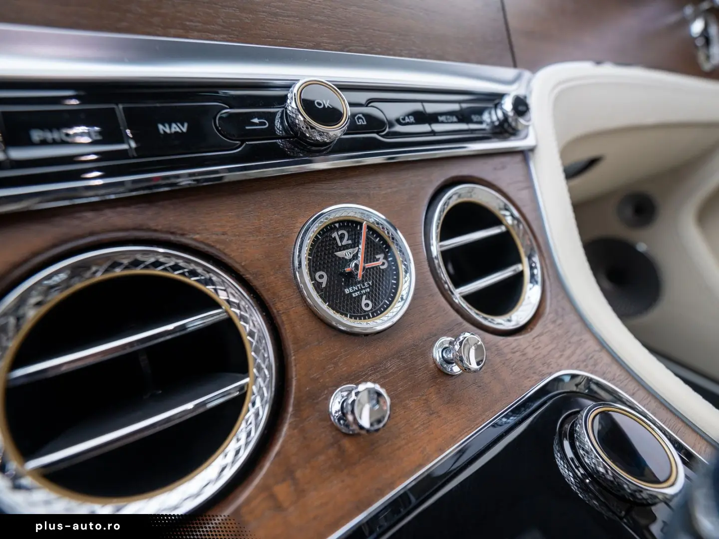 BENTLEY Continental GTC V8  B&O  Akrapovic