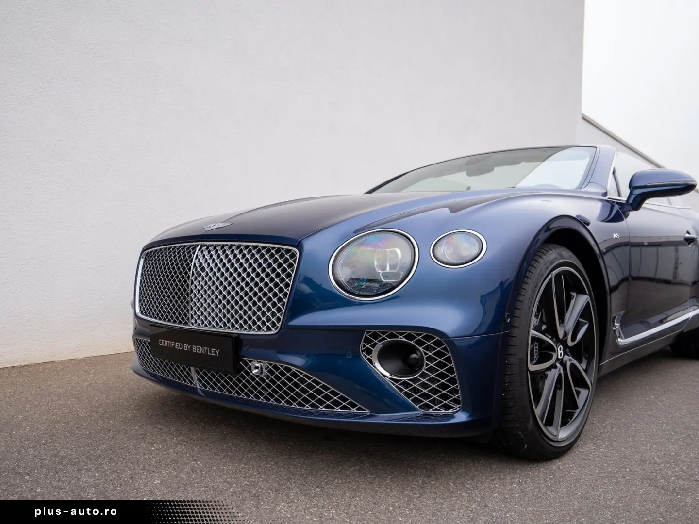 BENTLEY Continental GTC V8  B&O  Akrapovic