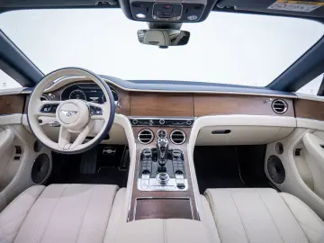 BENTLEY Continental GTC V8  B&O  Akrapovic