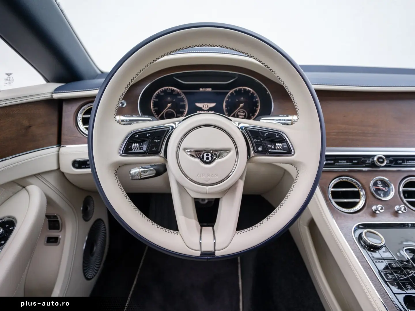 BENTLEY Continental GTC V8  B&O  Akrapovic