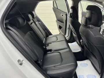 KIA SPORTAGE 265 CP - PLUG-IN HYBRID 4WD SPIRIT